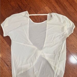Lululemon Sheer Cream Short Sleeve Top